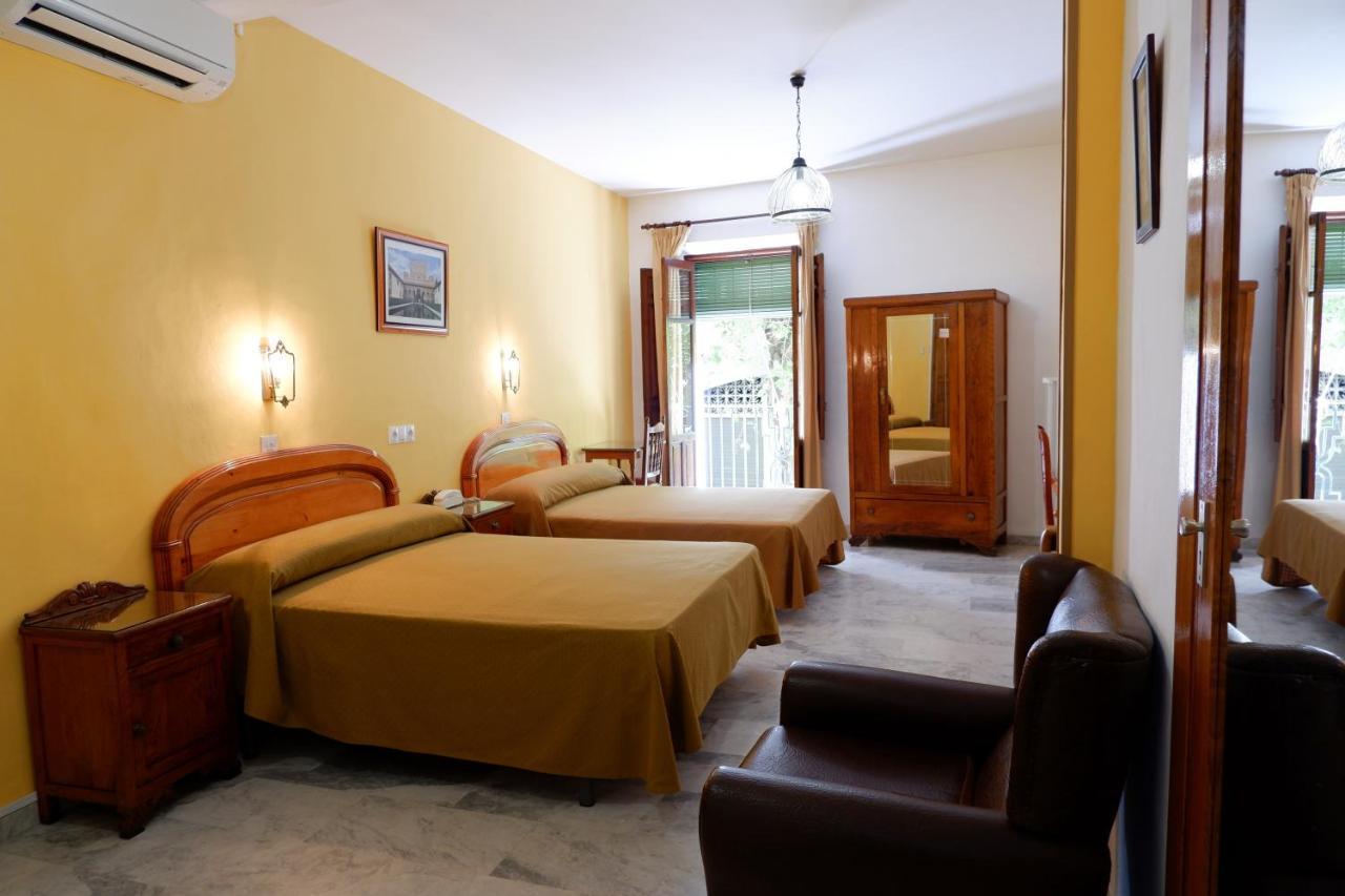 Hotel Central Lanjarón Extérieur photo
