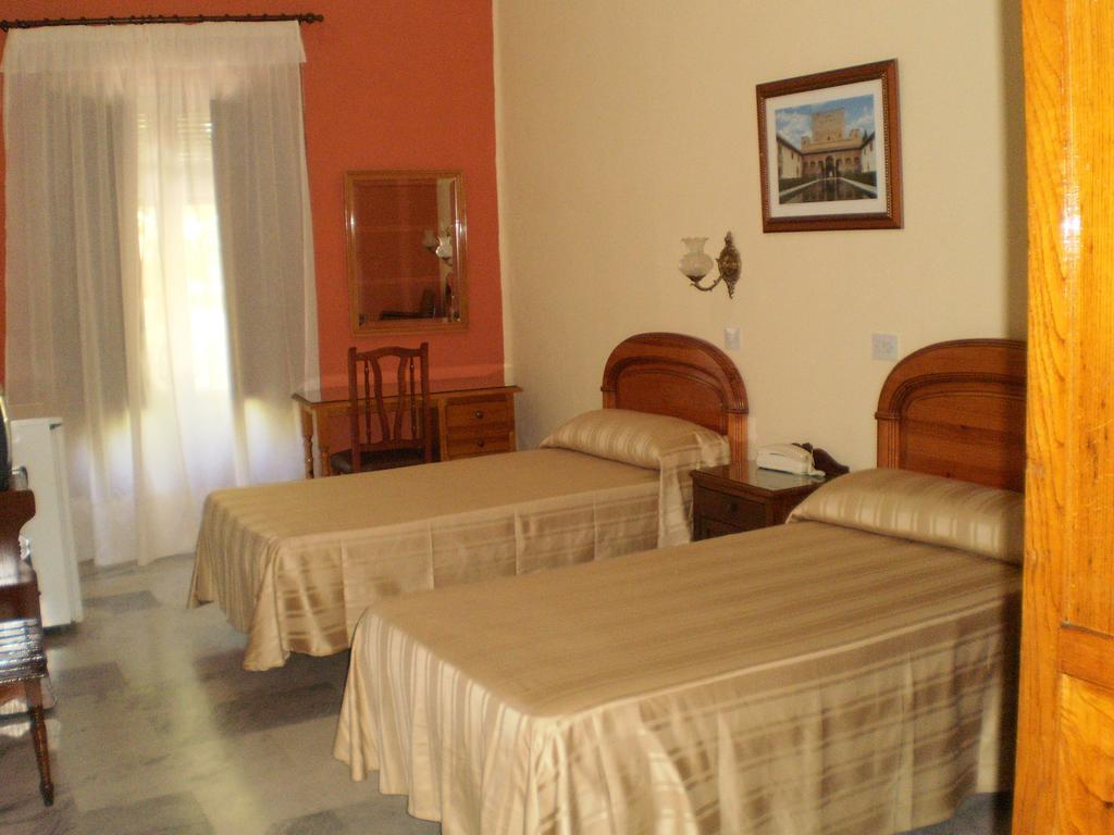 Hotel Central Lanjarón Extérieur photo